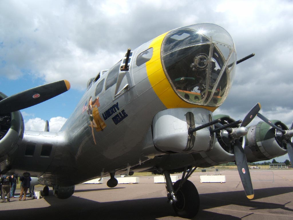 Boeing B-17 Flyingfortress - Propeller Engined Aircraft - Britmodeller.com